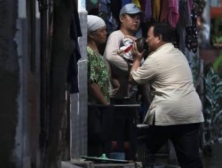 Prabowo Posting Saat Cek Banjir Bekasi: Pemerintah Akan Respons Cepat