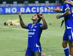 Super League: Libas Madura United 5-0, Persib Makin Dingin di Puncak