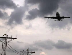 Harga Avtur Melonjak, YLKI: Akan Terasa di Harga Tiket Pesawat